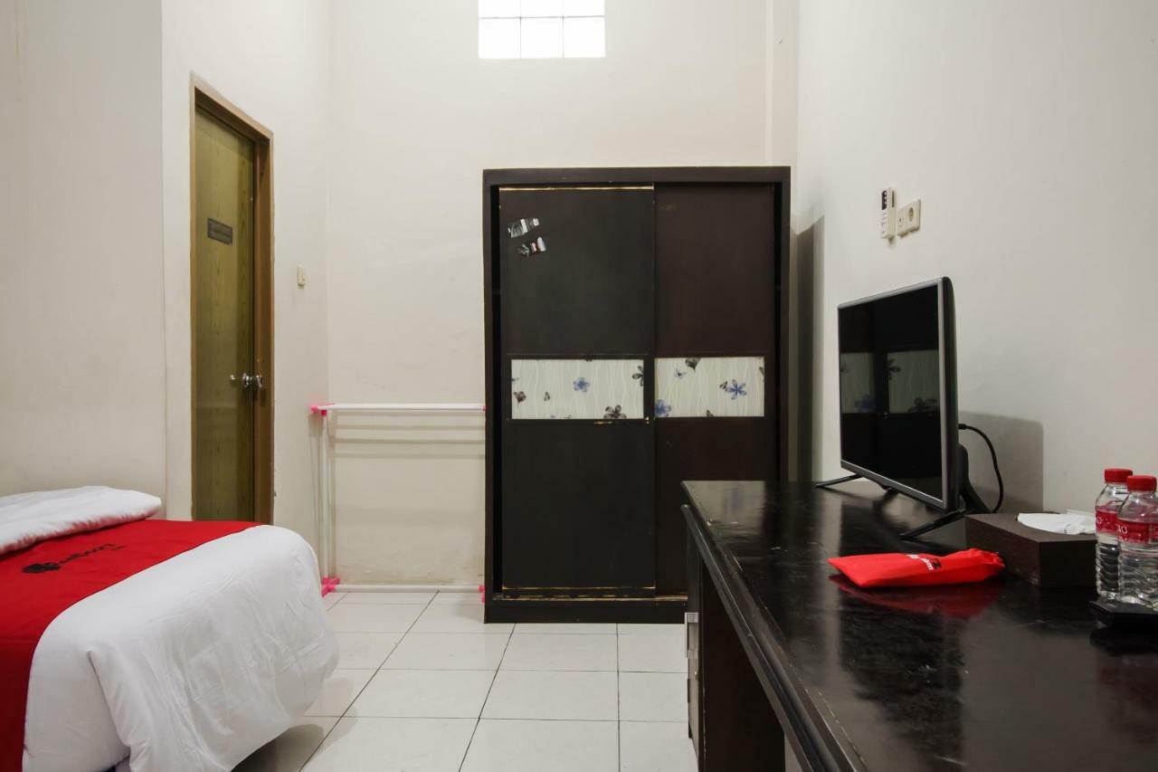 Reddoorz Syariah Near Fort Marlborough Bengkulu Esterno foto