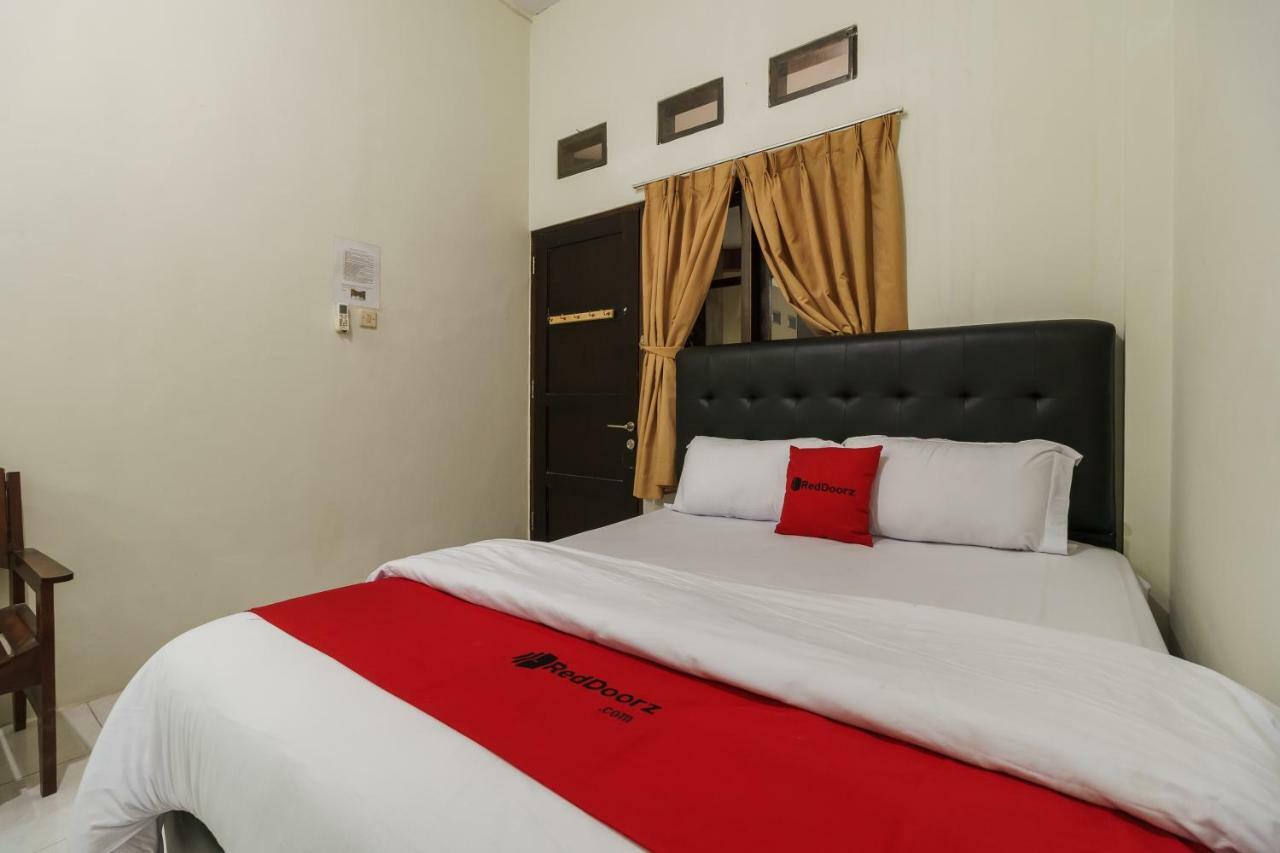 Reddoorz Syariah Near Fort Marlborough Bengkulu Esterno foto